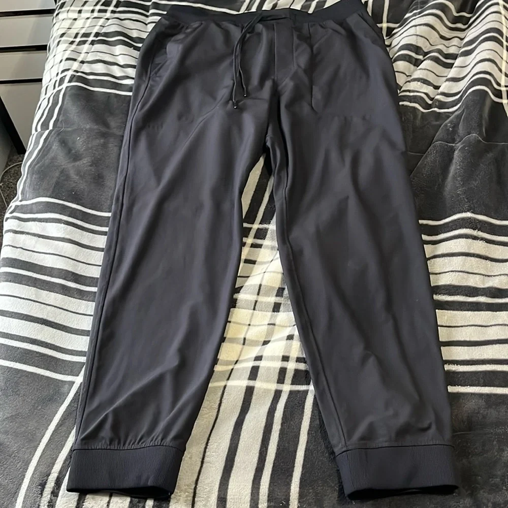 LULULEMON ABC Jogger Size XL color: Black - Picture 1 of 4